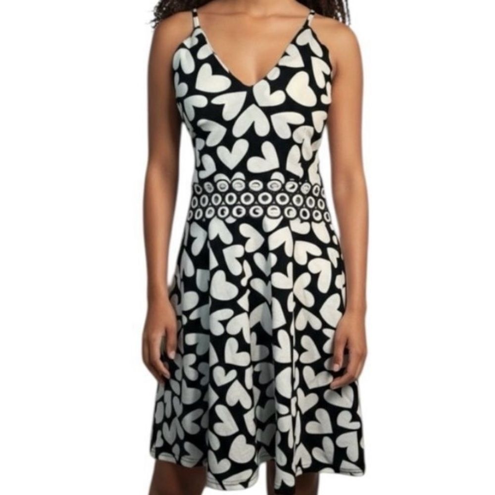 Yi Pheng Yuan Retro Black/White Heart Fit & Flare Skater Dress  w/Cutouts Size M
